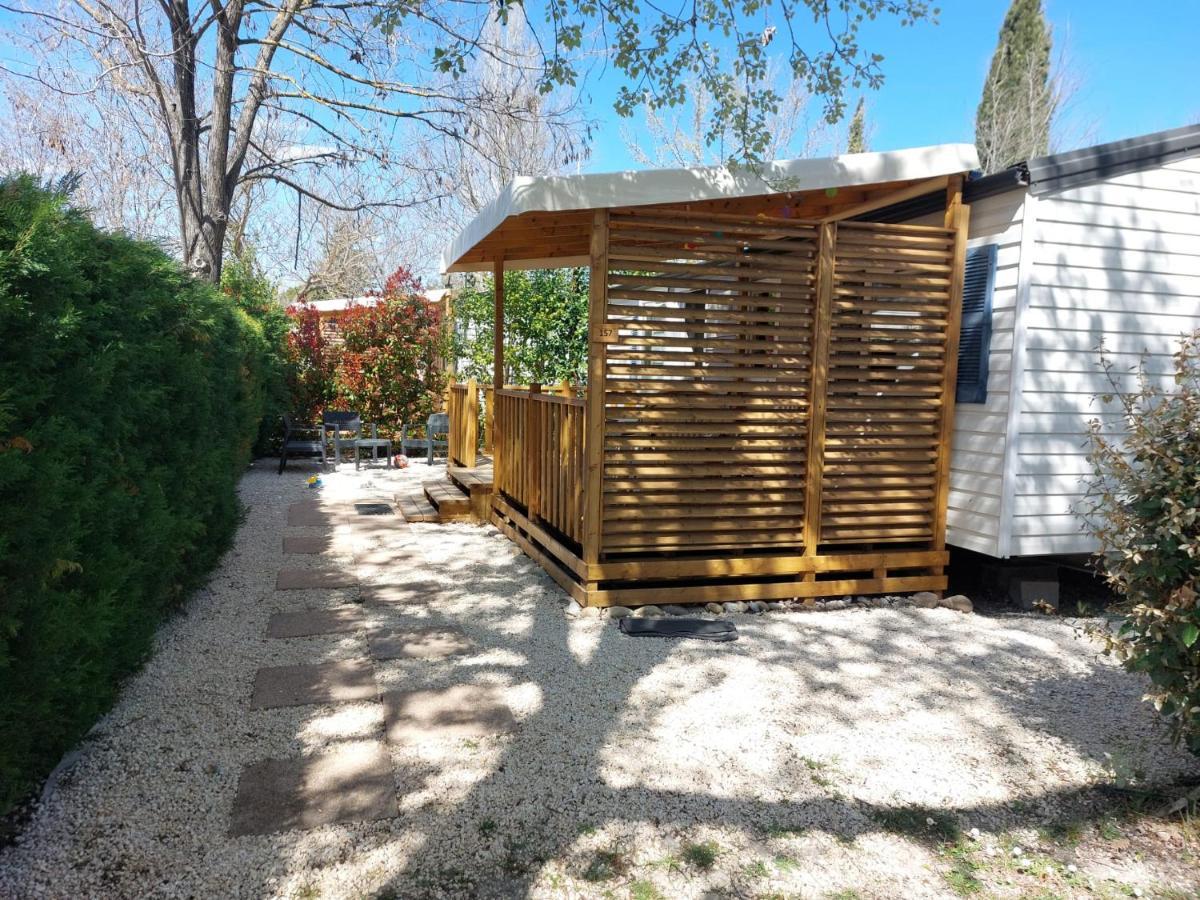 Mobil Home Tout Confort 6 Personnes Climatise Au Pied Du Luberon La Roque-d'Antheron Eksteriør billede